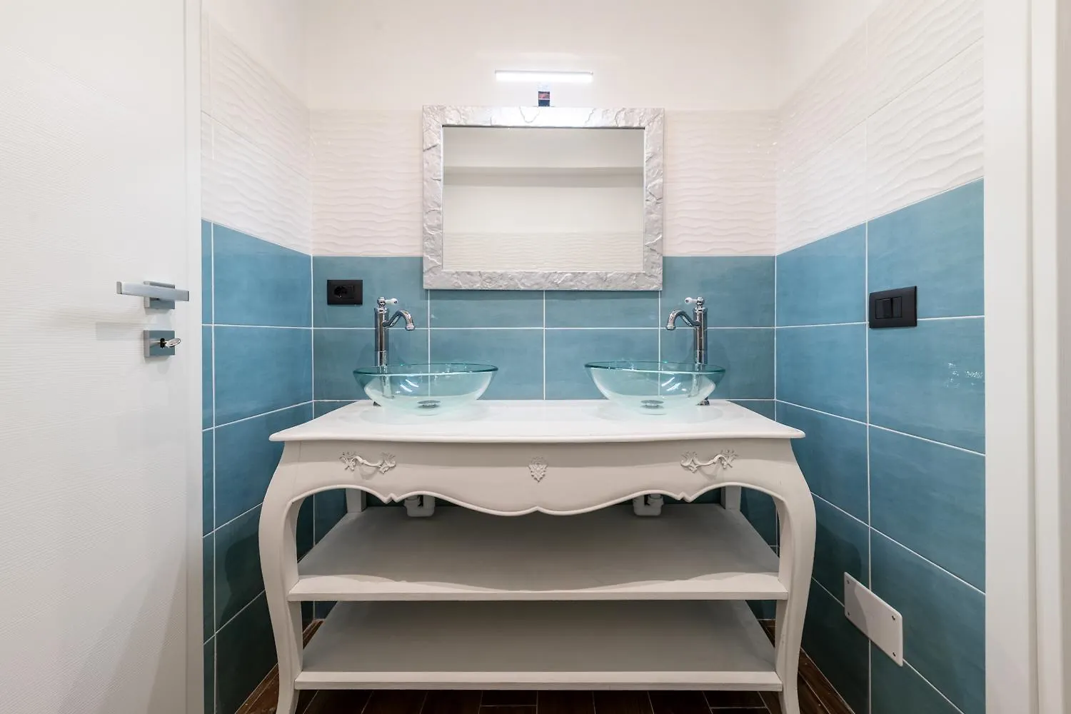 Giano Host - Gozzano, Simple Pleasures Apartment Genoa Italy