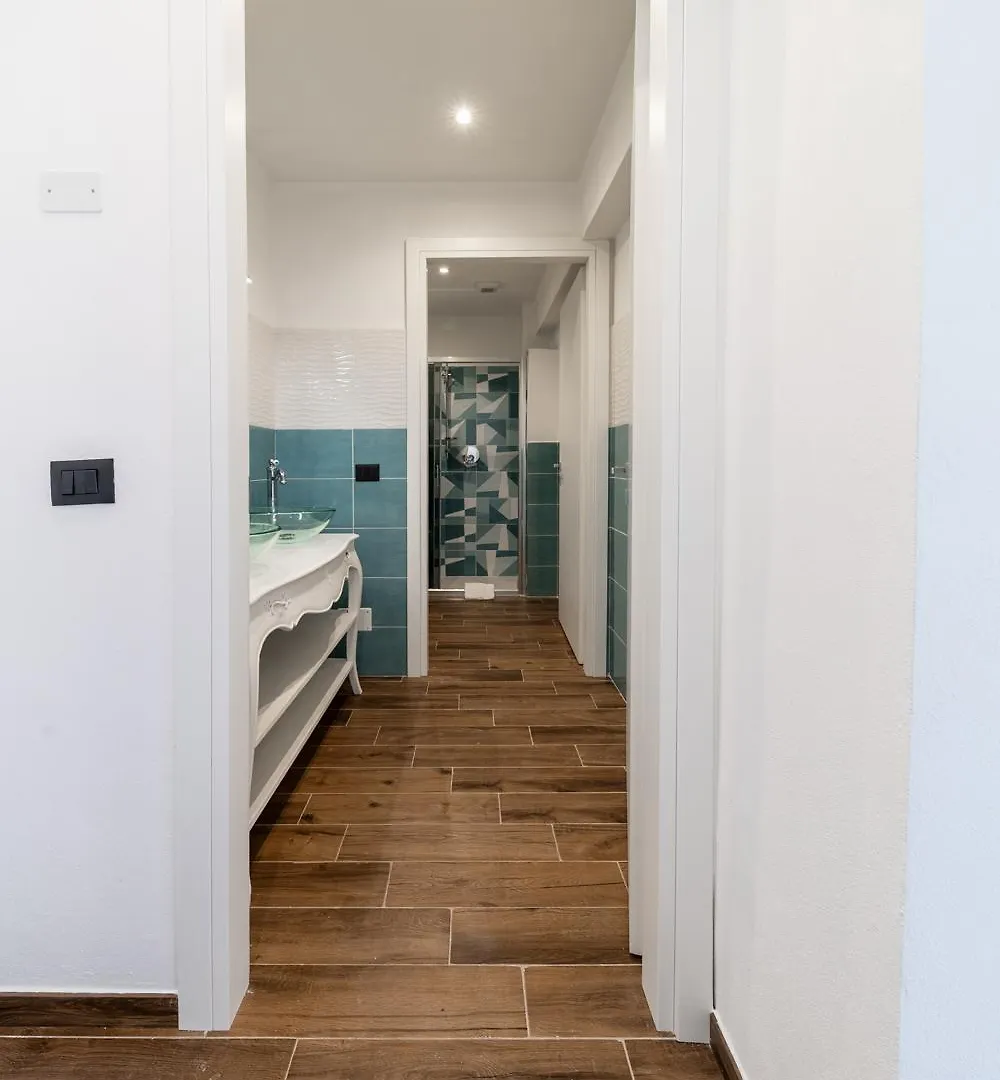 Giano Host - Gozzano, Simple Pleasures Apartment Genoa